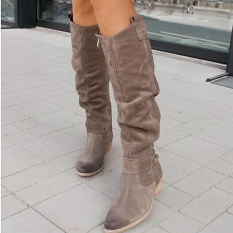 Chloé - Luxurious Suede Boots