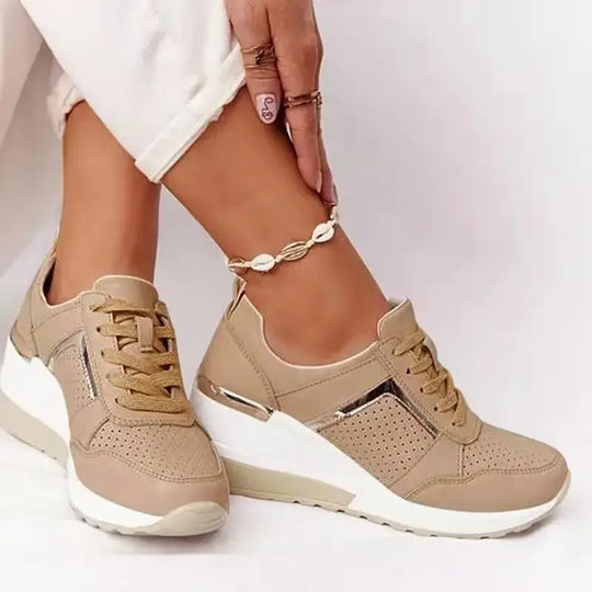 Noémie | Stylish Sneakers