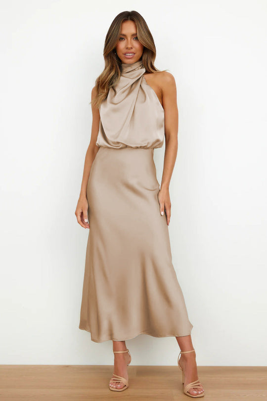 Valeria™ | Long Satin Dress with American Neckline